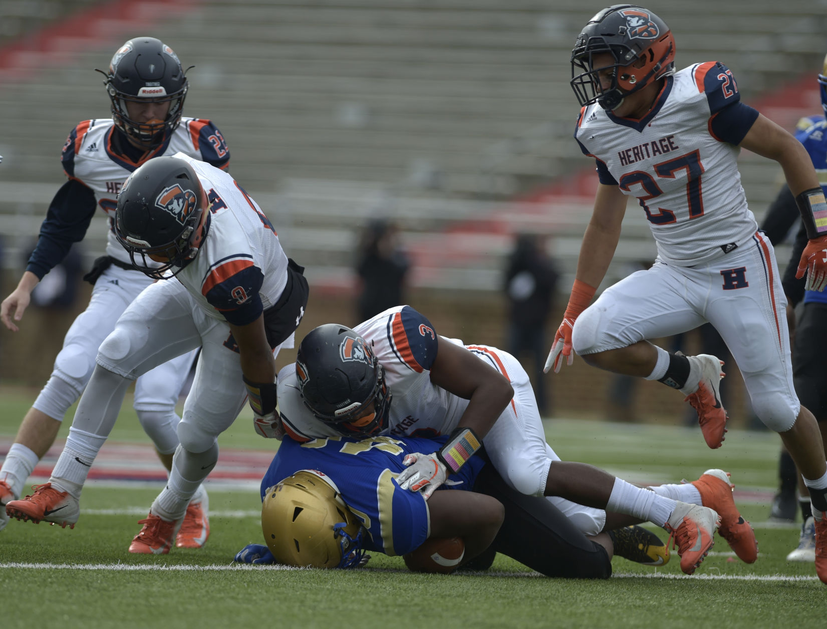 LNA 12092018 Heritge High Wins38.JPG